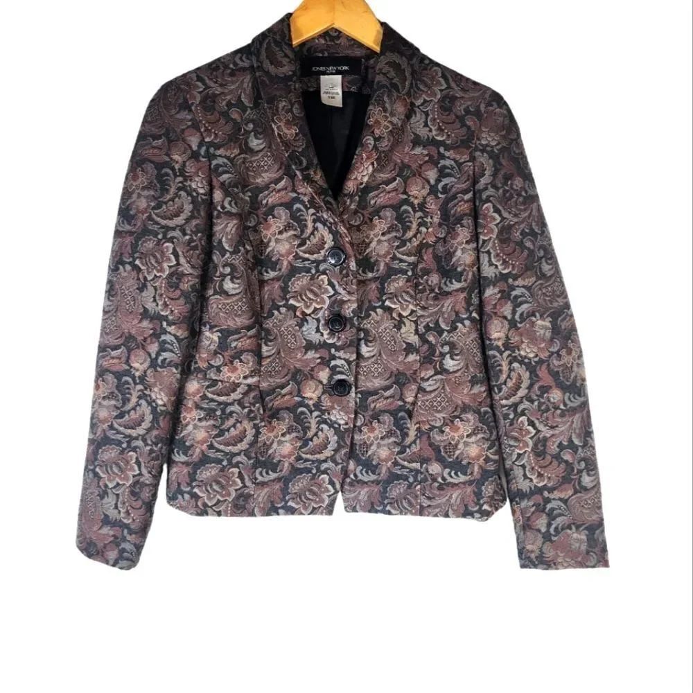 Jones New York Vintage Black & Maroon Paisley Blazer